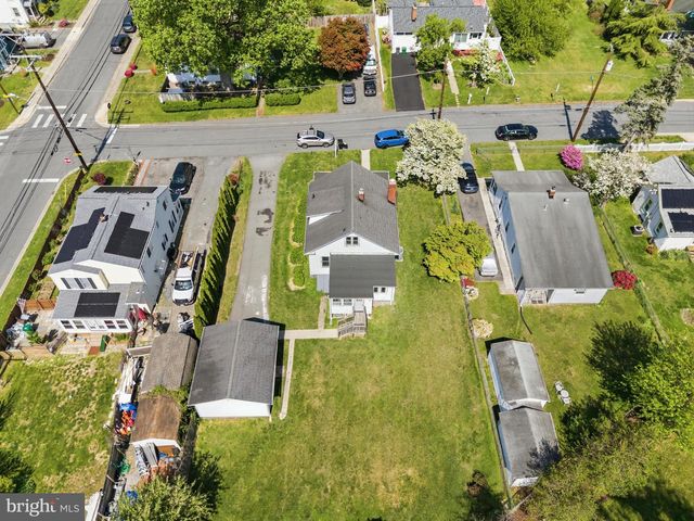 8 JAMES ST, Gaithersburg, MD 20877