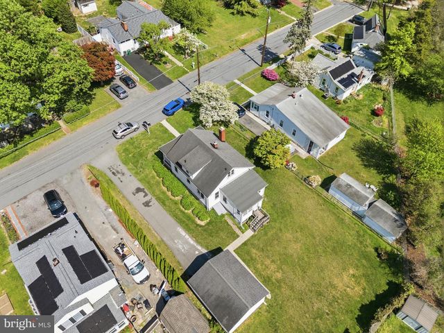 8 JAMES ST, Gaithersburg, MD 20877