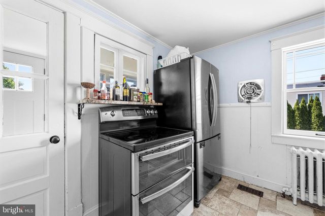 8 JAMES ST, Gaithersburg, MD 20877