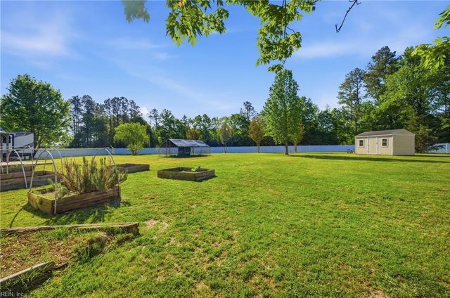 119 Soyfields CT, South Mills, NC 27976