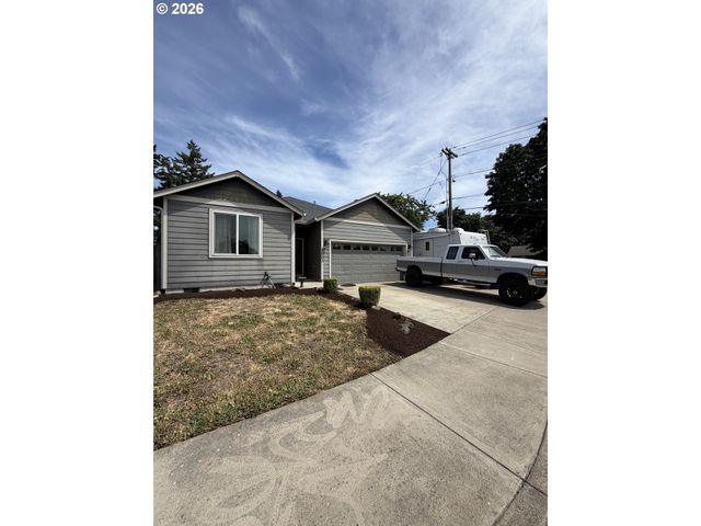 5003 PENNY Ln Se, Turner, OR 97392