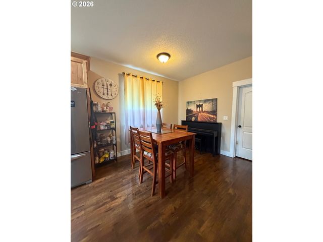 5003 PENNY Ln Se, Turner, OR 97392