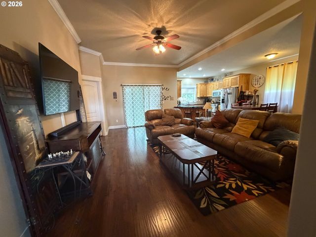 5003 PENNY Ln Se, Turner, OR 97392