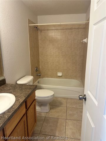 5701 Granada Boulevard, Sebring, FL 33872