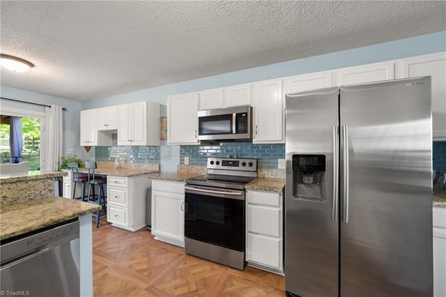 1004 Wyndfall Drive, Kernersville, NC 27284
