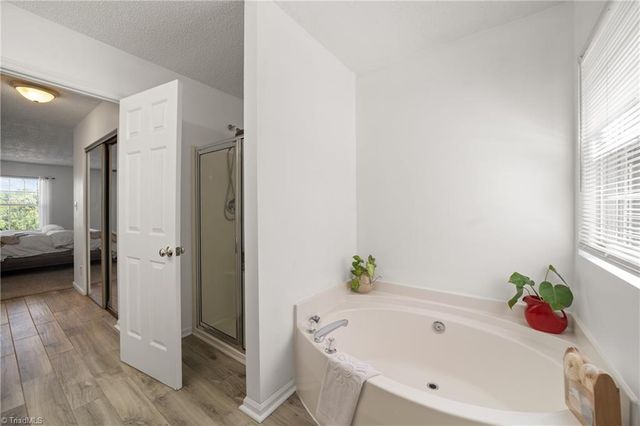 1004 Wyndfall Drive, Kernersville, NC 27284