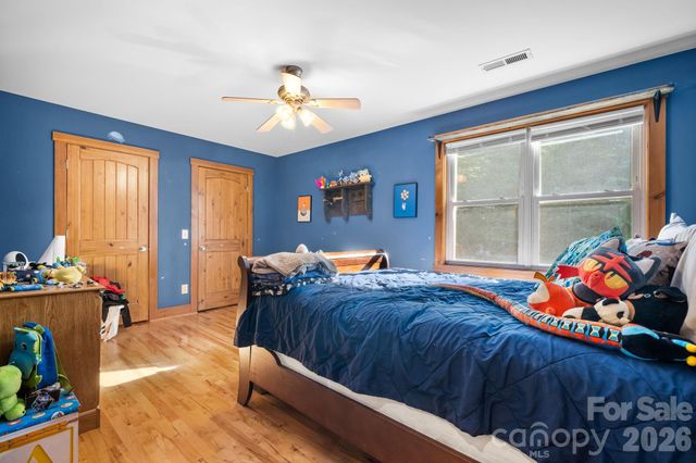 3355 Helton Hartley Place, Lenoir, NC 28645