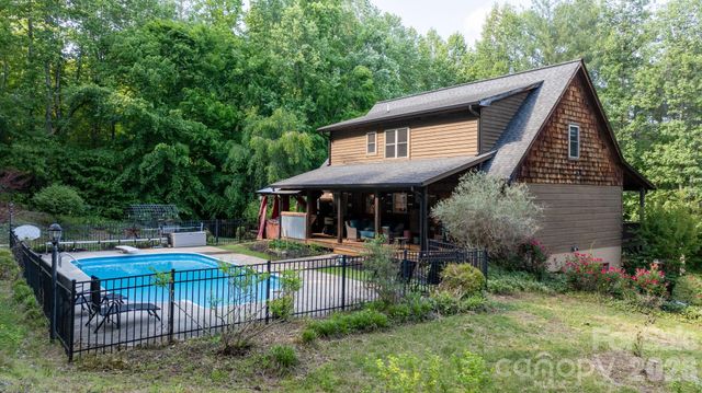 3355 Helton Hartley Place, Lenoir, NC 28645
