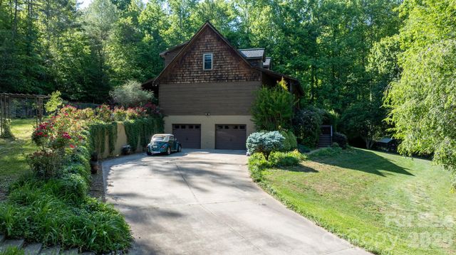 3355 Helton Hartley Place, Lenoir, NC 28645