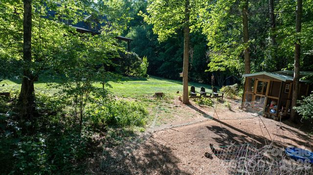 3355 Helton Hartley Place, Lenoir, NC 28645