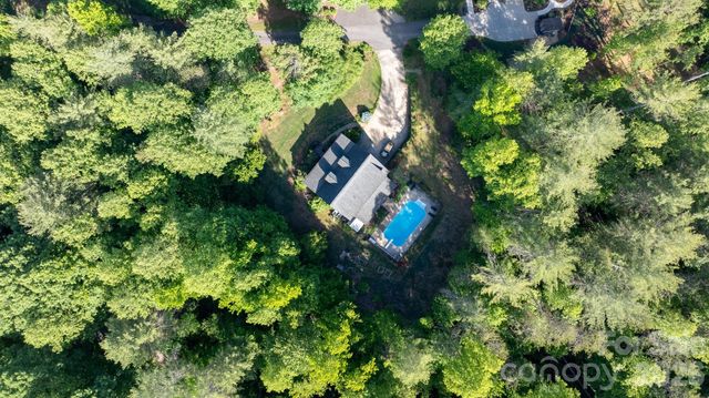 3355 Helton Hartley Place, Lenoir, NC 28645