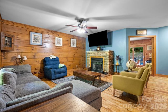 3355 Helton Hartley Place, Lenoir, NC 28645