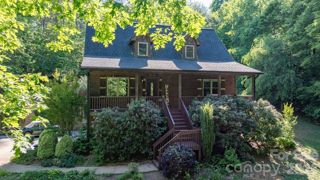 3355 Helton Hartley Place, Lenoir, NC 28645