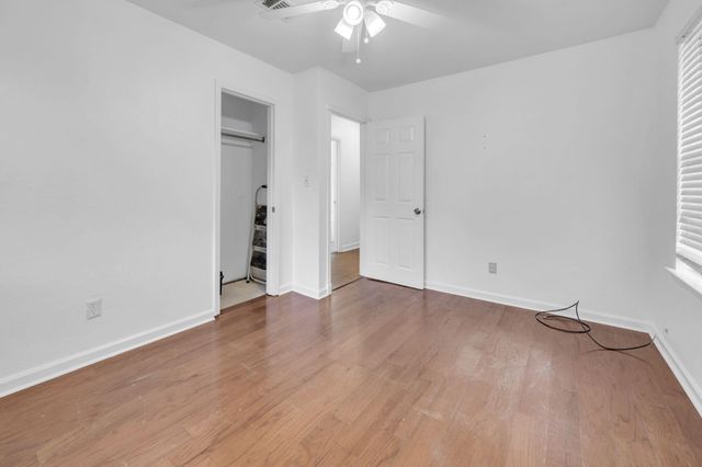 1020 Pinetree Road, Mary Esther, FL 32569