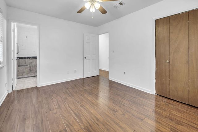 1020 Pinetree Road, Mary Esther, FL 32569