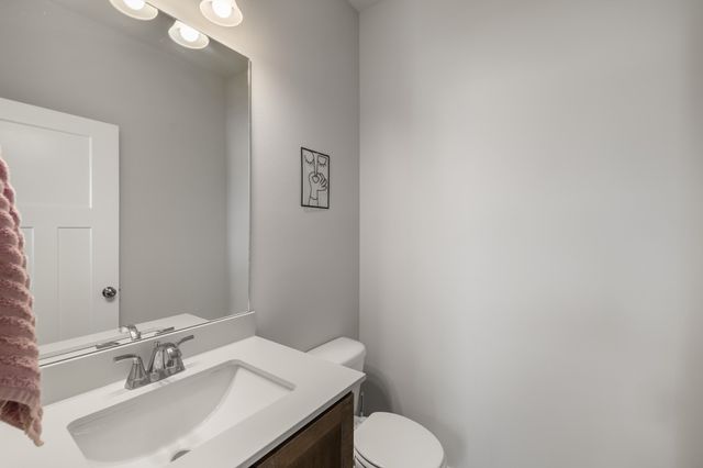 4616 167th Street, Urbandale, IA 50323