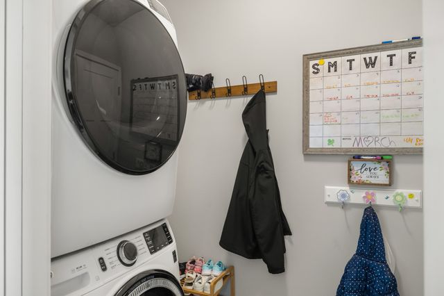 4616 167th Street, Urbandale, IA 50323