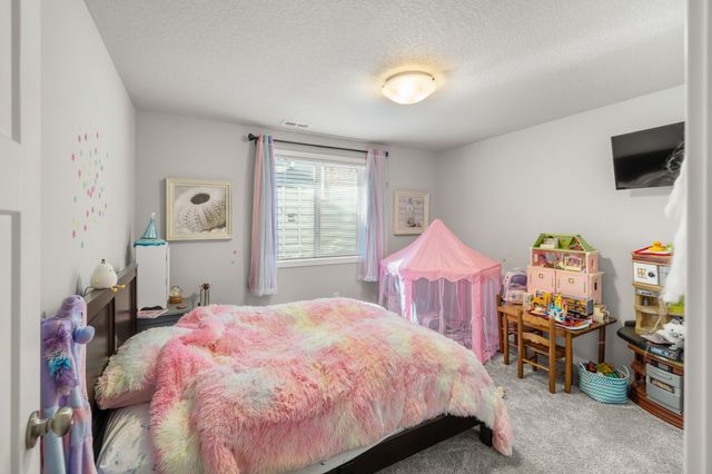 4616 167th Street, Urbandale, IA 50323