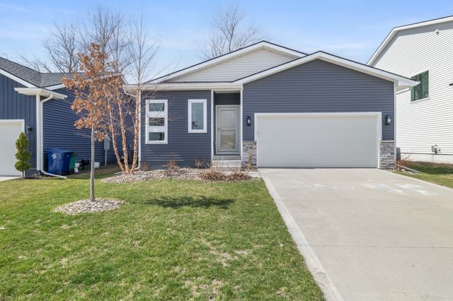 4616 167th Street, Urbandale, IA 50323