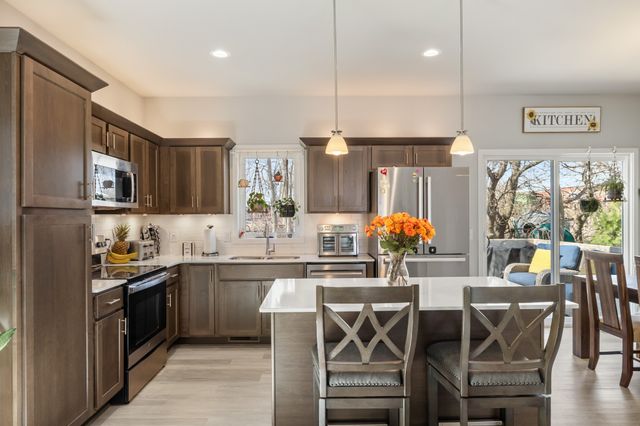 4616 167th Street, Urbandale, IA 50323