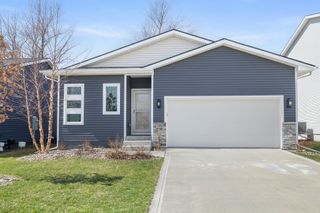 4616 167th Street, Urbandale, IA 50323