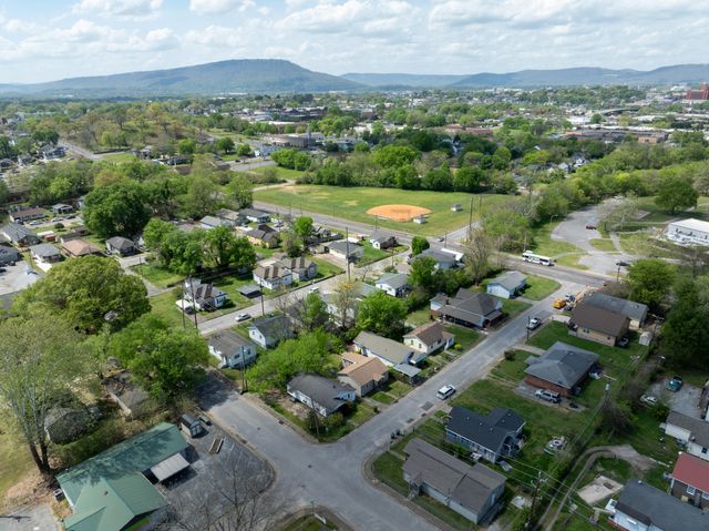 1914 Raulston Street, Chattanooga, TN 37404