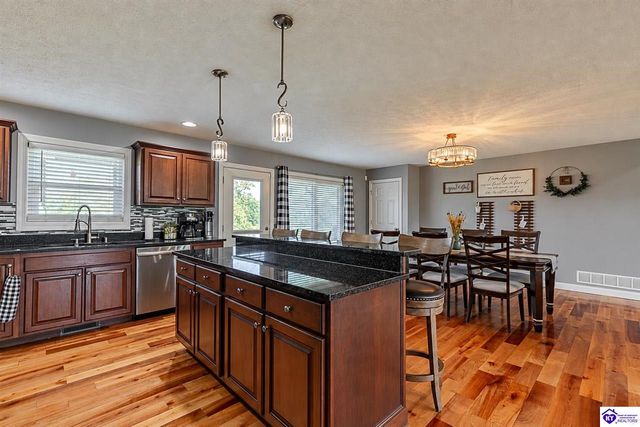 311 Graceland Trail, Elizabethtown, KY 42701
