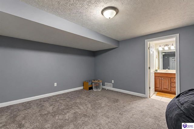 311 Graceland Trail, Elizabethtown, KY 42701
