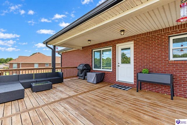 311 Graceland Trail, Elizabethtown, KY 42701