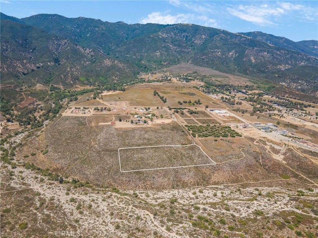 Image 15 of property listing at 0 Meyers Road, Devore, CA 92407