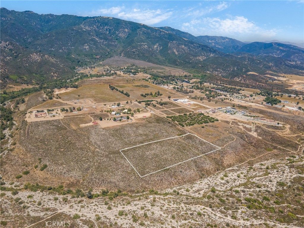 Image 8 of property listing at 0 Meyers Road, Devore, CA 92407