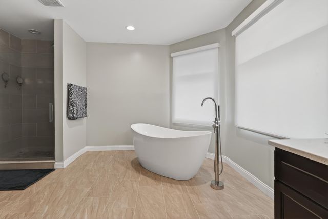 2914 Morningside Drive, Crown Point, IN 46307