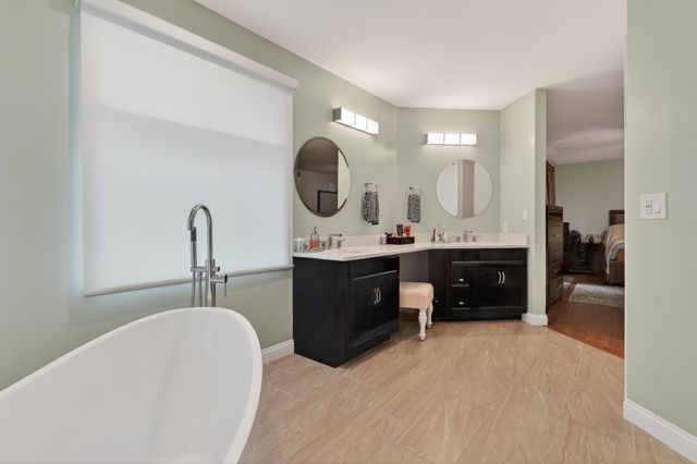 2914 Morningside Drive, Crown Point, IN 46307