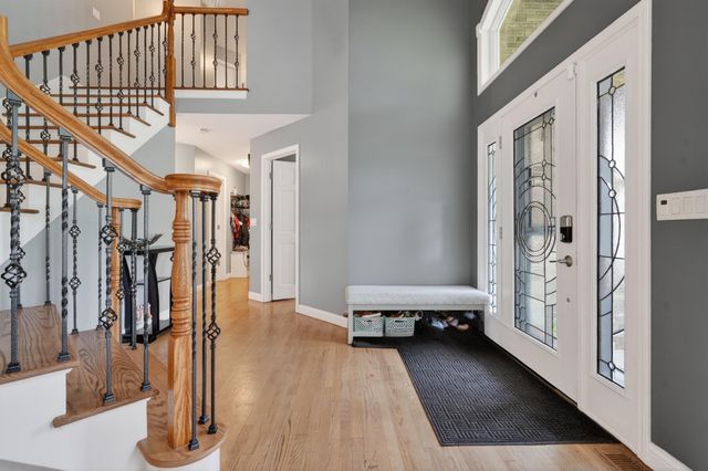 2914 Morningside Drive, Crown Point, IN 46307
