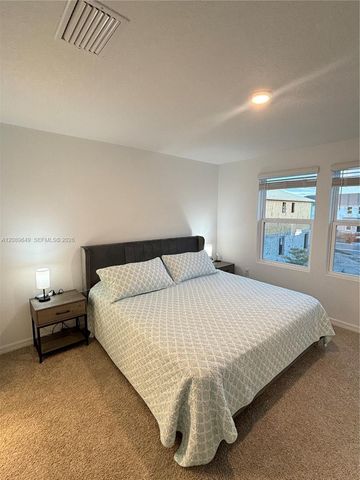 8768 Daybreak 8768, Sarasota, FL 34241
