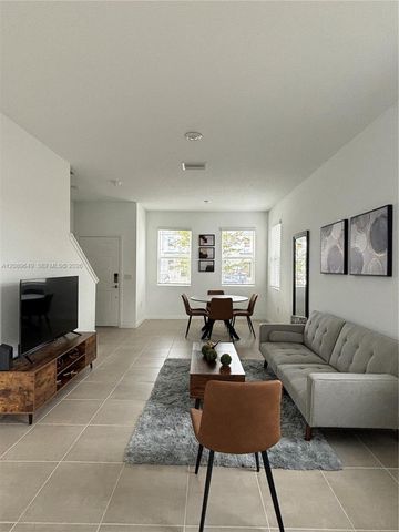 8768 Daybreak 8768, Sarasota, FL 34241
