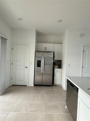8768 Daybreak 8768, Sarasota, FL 34241