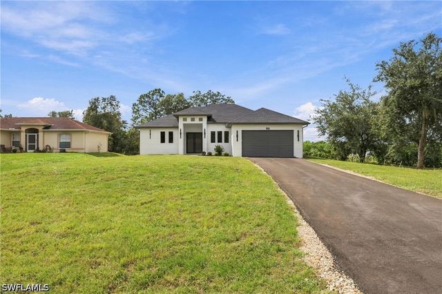 2348 72nd AVE NE, Naples, FL 34120
