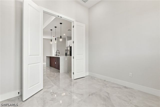 2348 72nd AVE NE, Naples, FL 34120