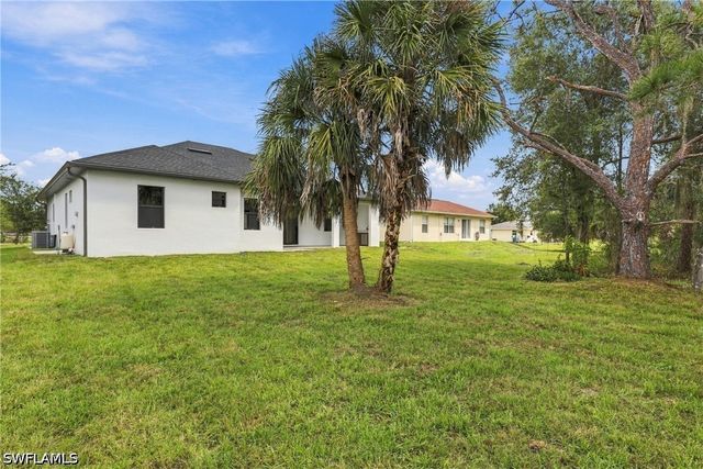 2348 72nd AVE NE, Naples, FL 34120