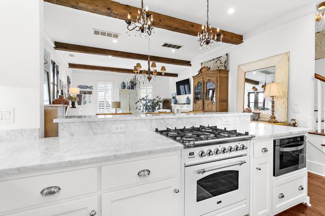 34 Krier Lane, Mount Pleasant, SC 29464