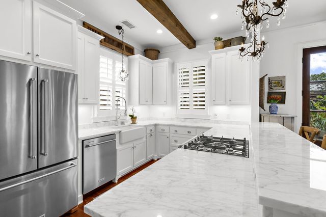 34 Krier Lane, Mount Pleasant, SC 29464