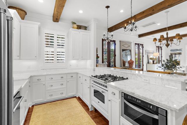 34 Krier Lane, Mount Pleasant, SC 29464