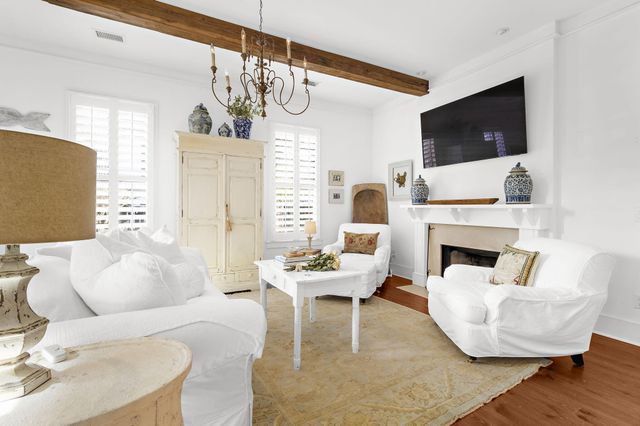 34 Krier Lane, Mount Pleasant, SC 29464