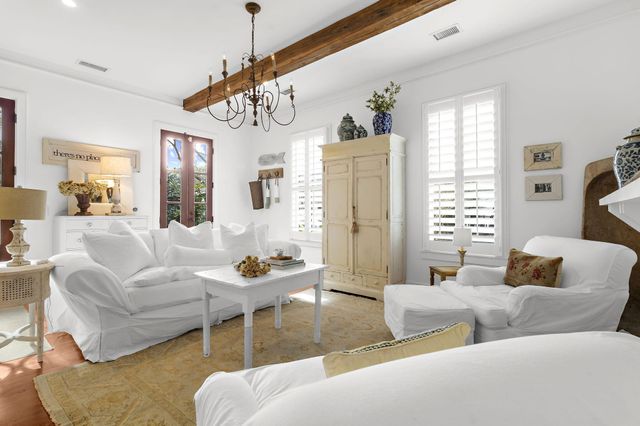 34 Krier Lane, Mount Pleasant, SC 29464