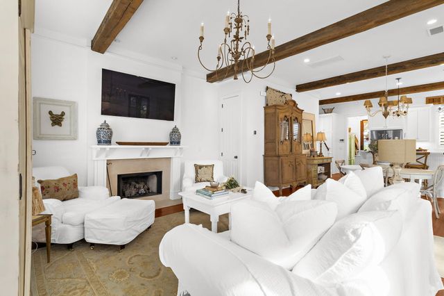 34 Krier Lane, Mount Pleasant, SC 29464