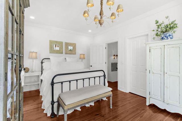 34 Krier Lane, Mount Pleasant, SC 29464