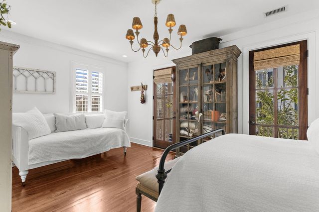 34 Krier Lane, Mount Pleasant, SC 29464