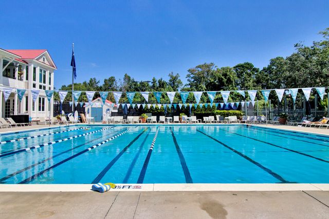 34 Krier Lane, Mount Pleasant, SC 29464