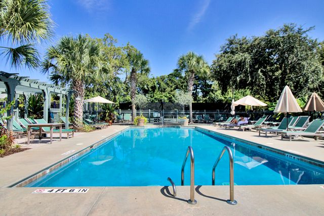 34 Krier Lane, Mount Pleasant, SC 29464